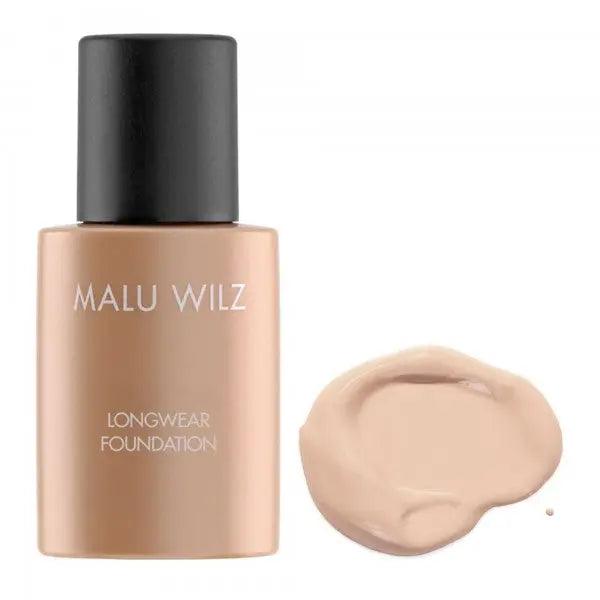 Malu Wilz Longwear Foundation bottle (30ml) with foundation swatch, showcasing smooth, flawless coverage.