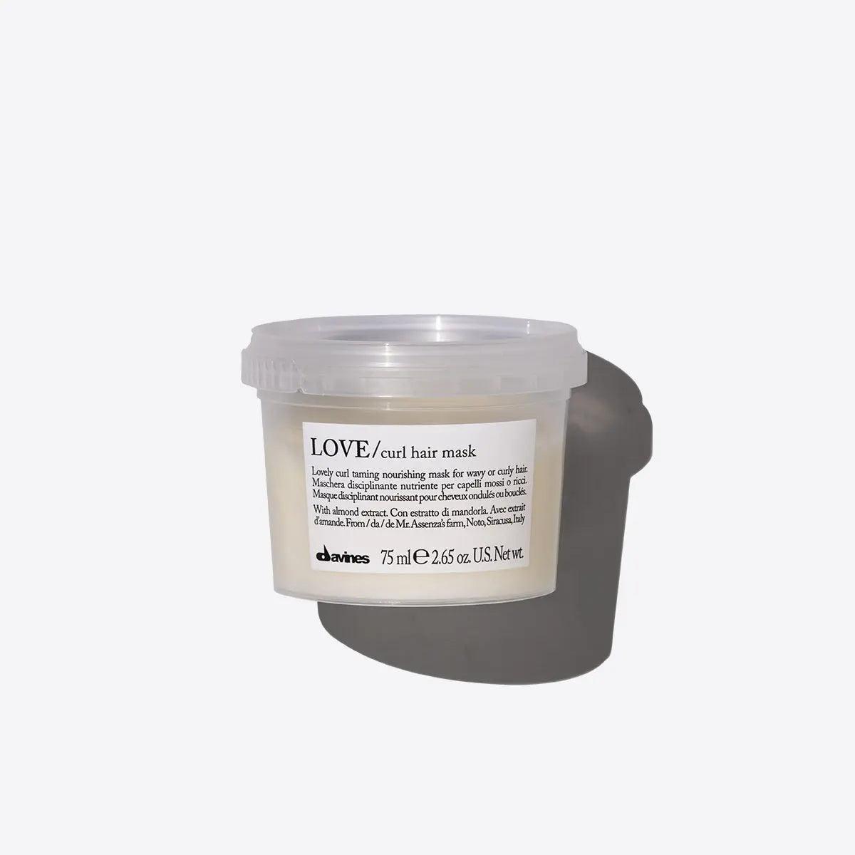Davines Love Curl Mask jar for nourishing and hydrating curly hair, enhancing shape and definition. 75 ml.