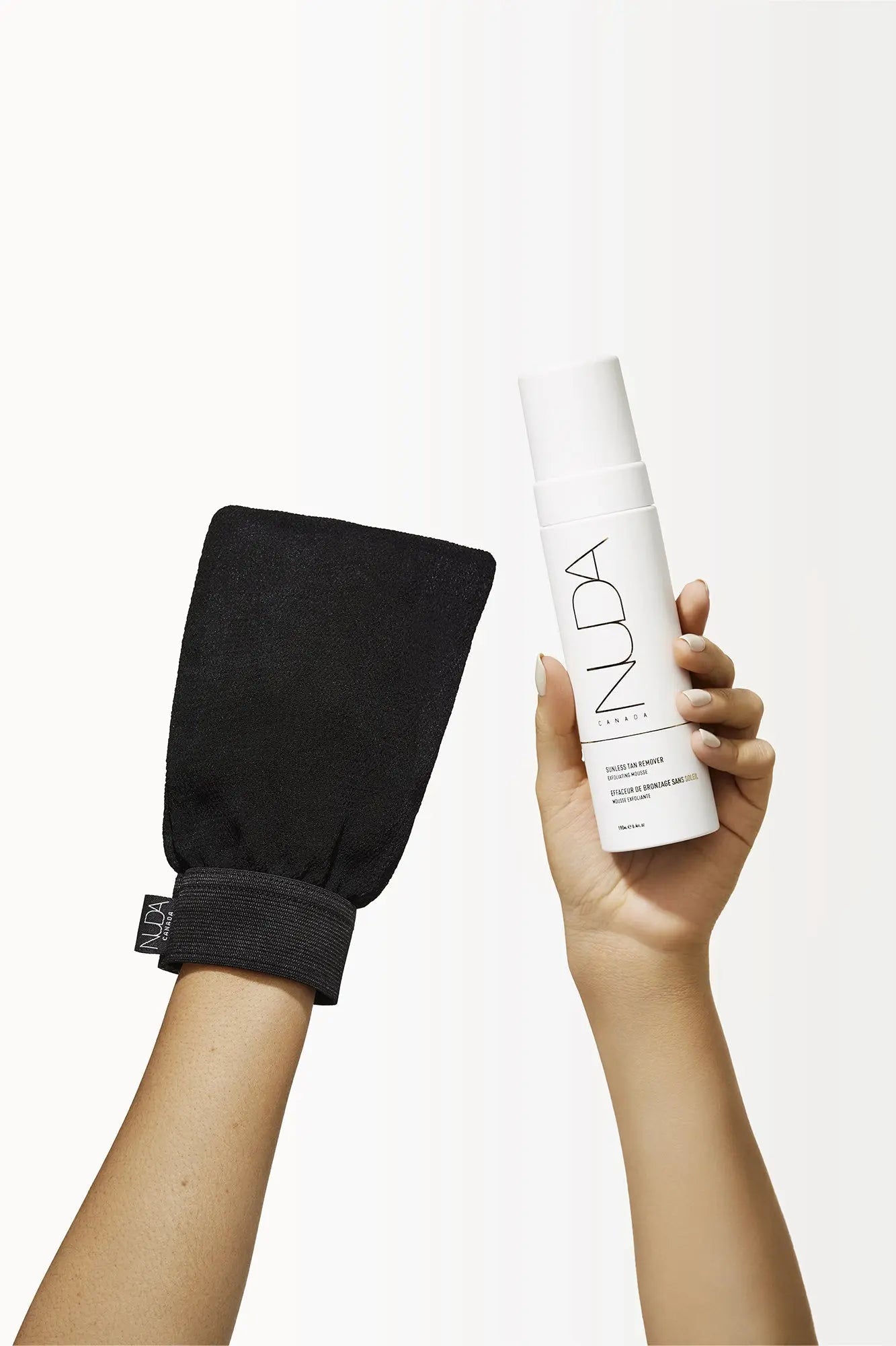 Exfoliating Mitt Nuda Claudia Iacono