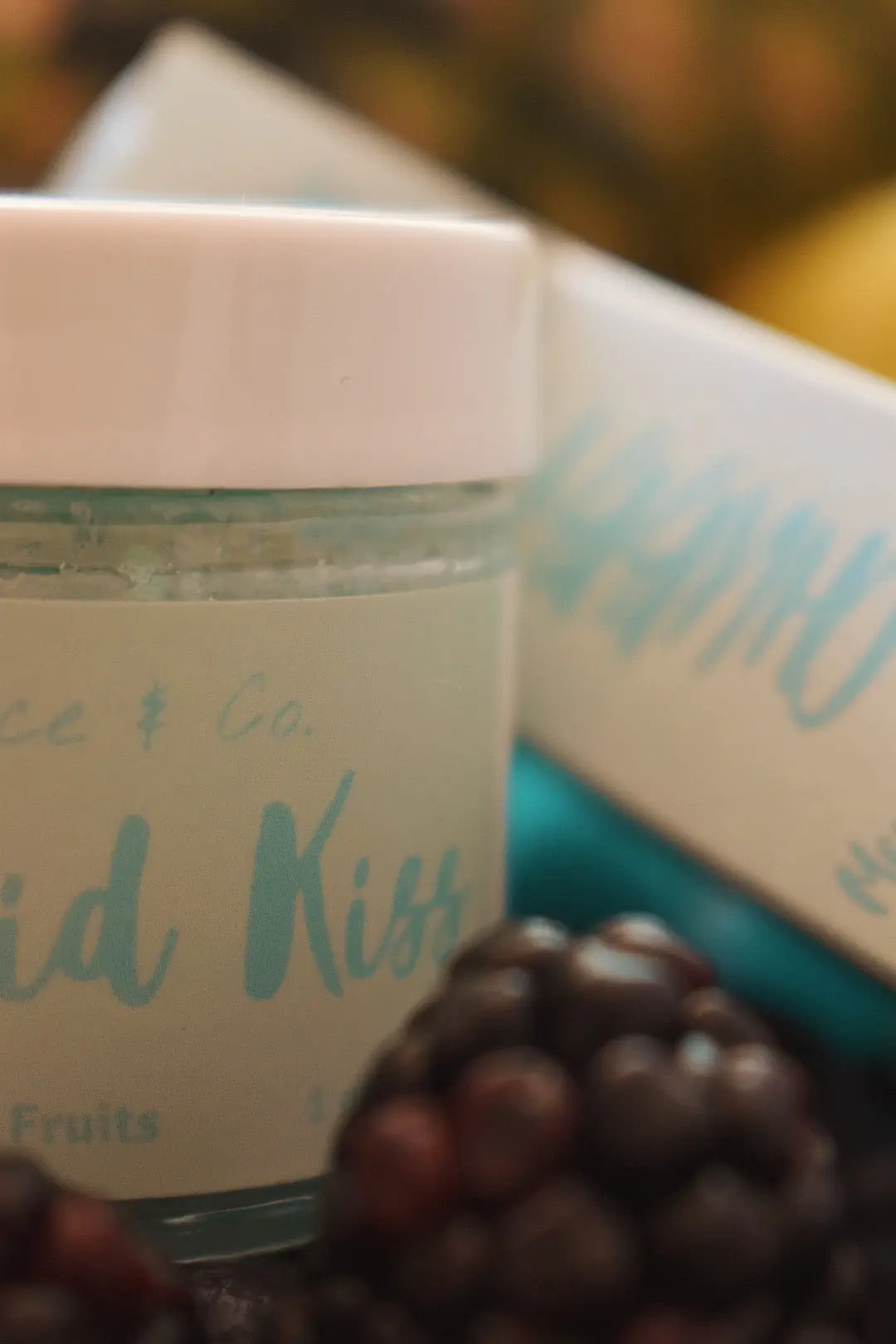 LIP SCRUB - MERMAID KISS Caprice & Co Claudia Iacono