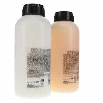 Davines Oi Absolute Beautifying Shampoo and Conditioner Pro Size Duo 1L bottles with ingredient labels visible.