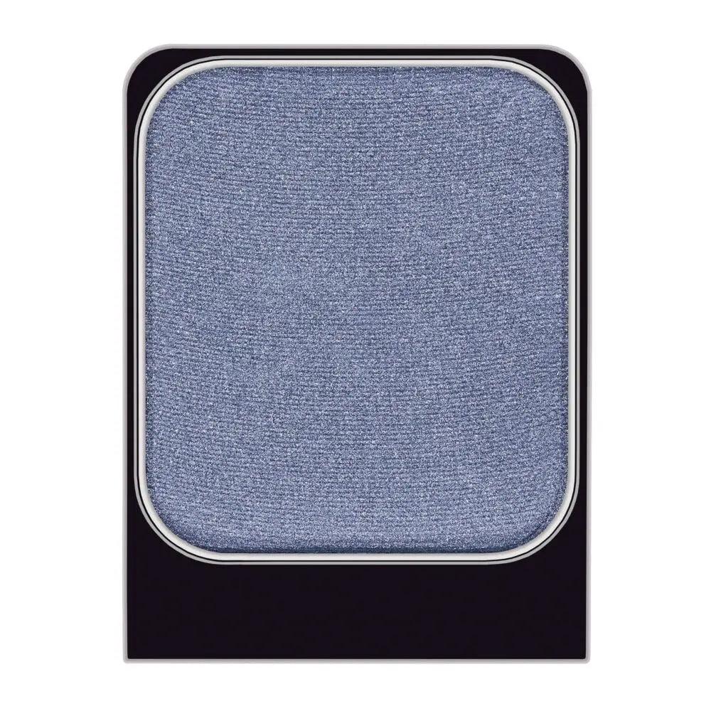 Malu Wilz eyeshadow powder in a beautiful blue shade, perfect for enhancing eye makeup looks.