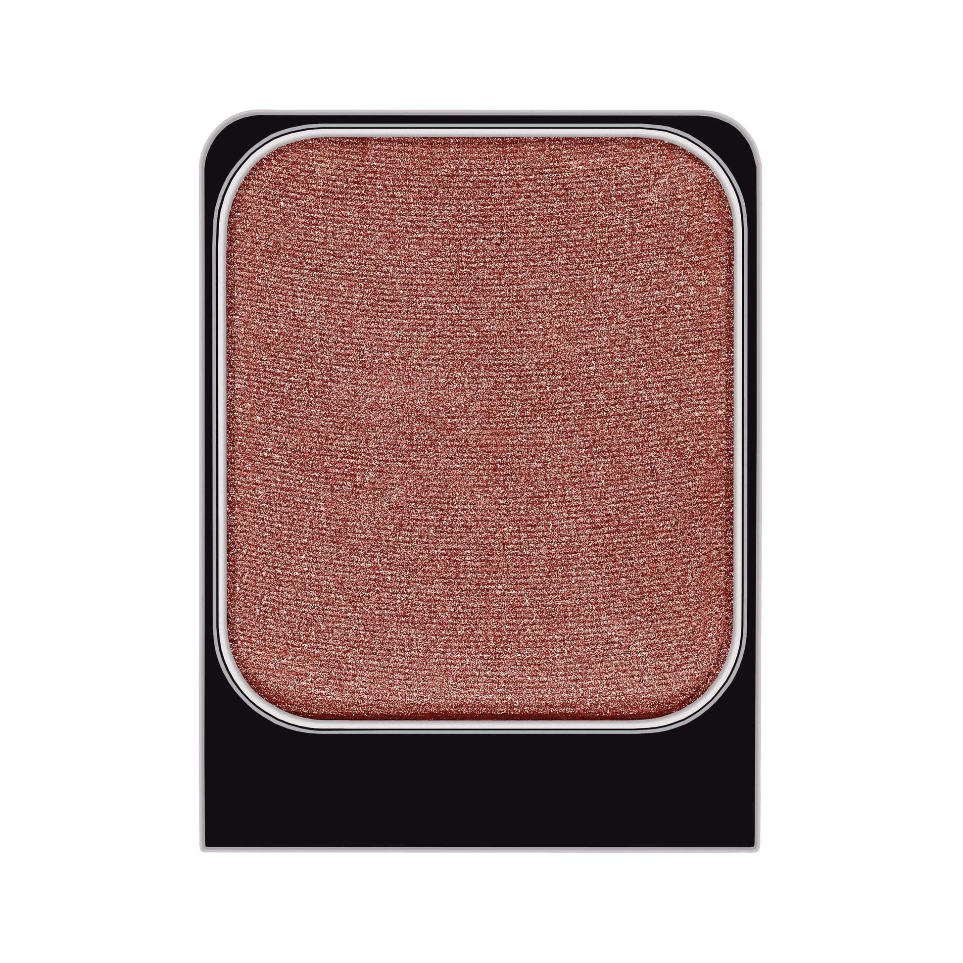 Malu Wilz Eyeshadow in a shimmering rose shade, perfect for enhancing eye makeup looks with high-quality color.