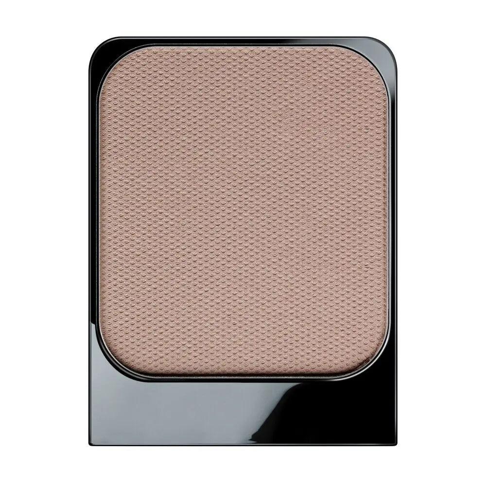 Malu Wilz high-quality eyeshadow powder in neutral shade, perfect for enhancing eye makeup looks.
