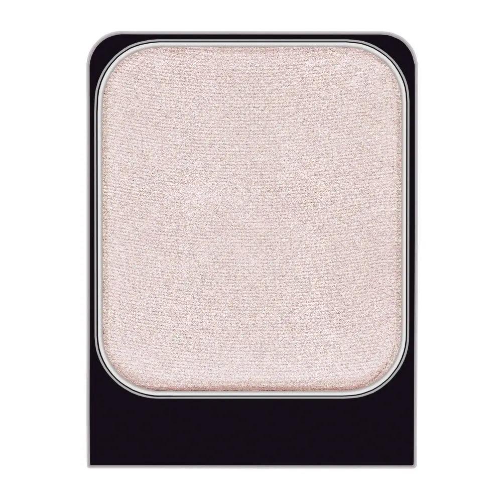 Malu Wilz Eyeshadow in luminous white shade, 1.4g compact for beautiful eye makeup looks.