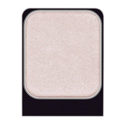 Malu Wilz Eyeshadow in luminous white shade, 1.4g compact for beautiful eye makeup looks.