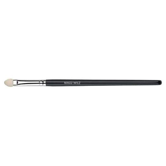 Malu Wilz professional eyeshadow applicator brush with a sleek black handle for precise makeup application.