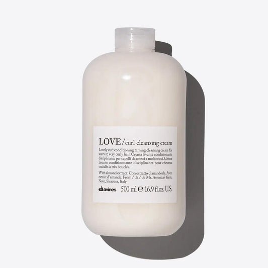Love curl cleansing cream 500ml bottle for curly hair care, nourishing and detangling conditioner from Davines for soft, manageable curls