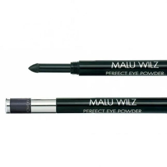 Malu Wilz Perfect Eye Powder applicator showcasing a precision tip for flawless eye makeup application.