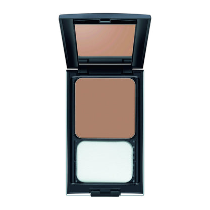 Malu Wilz Perfect Finish Powder Foundation in compact with sponge applicator for a matte, flawless complexion.